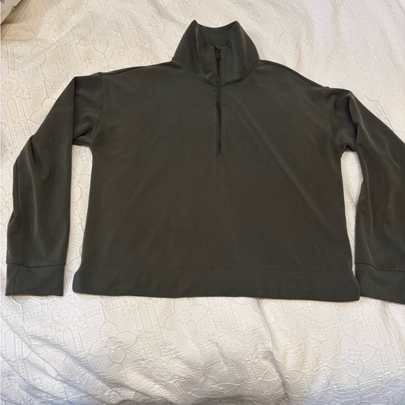 Athleta Seasoft Quarter Zip Sweatshirt - Picture 2 of 2